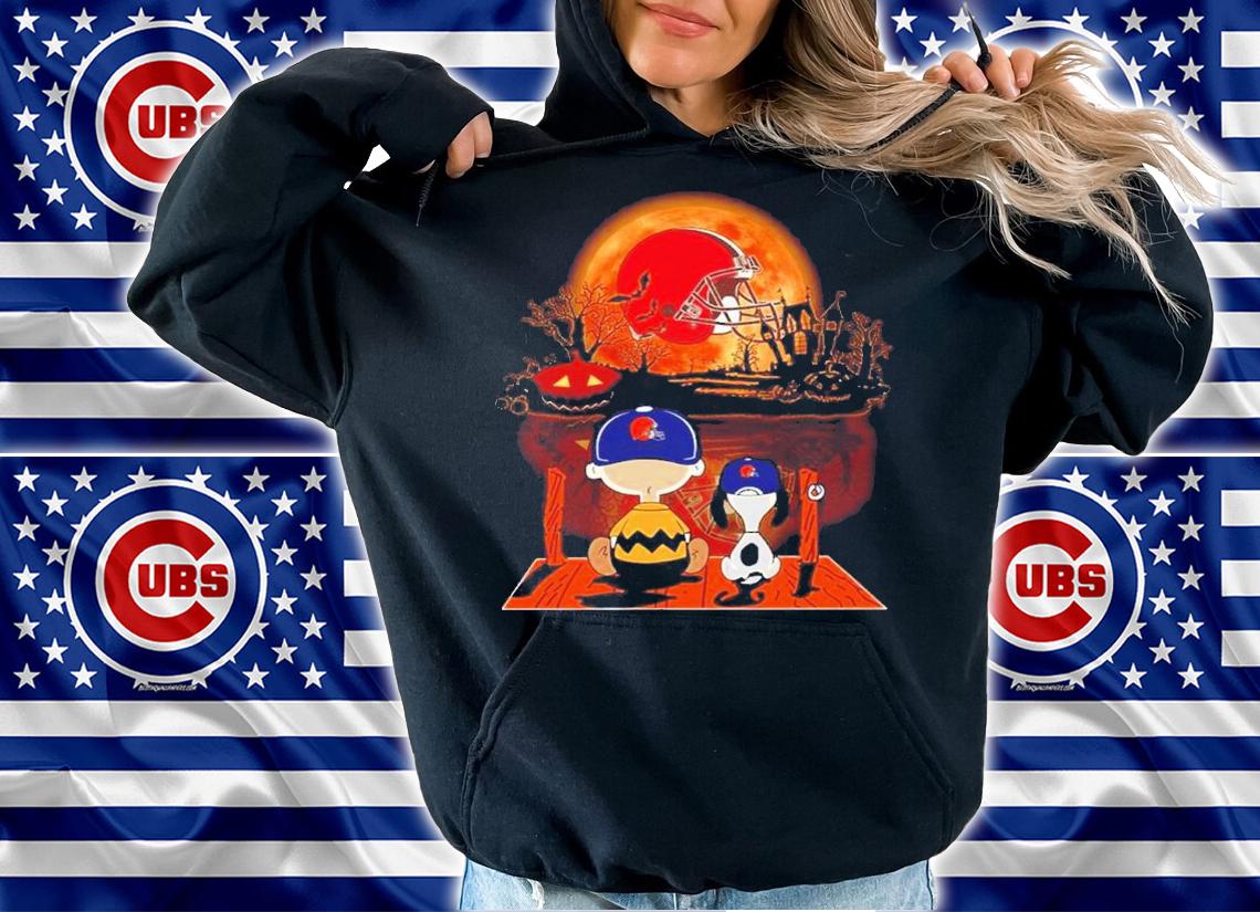 Charlie Brown And Snoopy Watching Cleveland Browns Halloween Cleveland Browns Shirt t-shirt