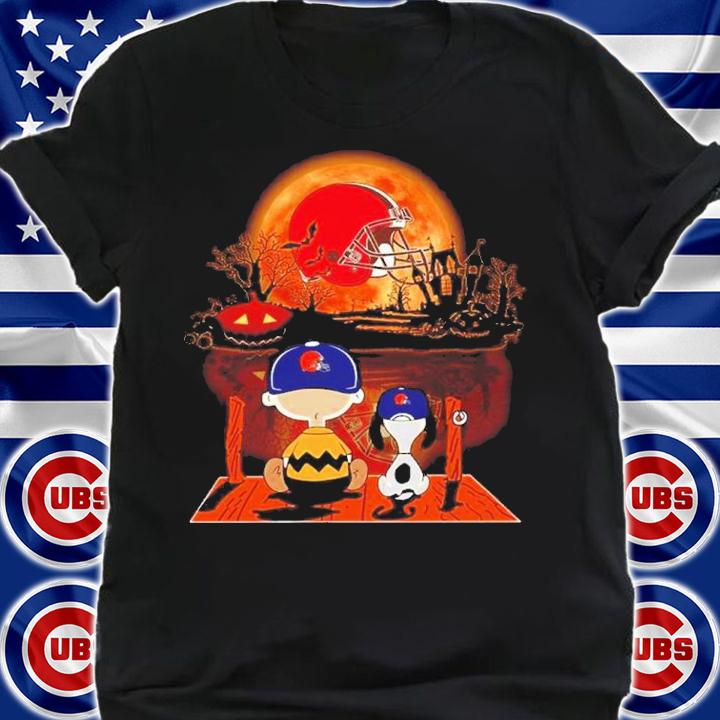 Charlie Brown And Snoopy Watching Cleveland Browns Halloween Cleveland Browns Shirt t-shirt