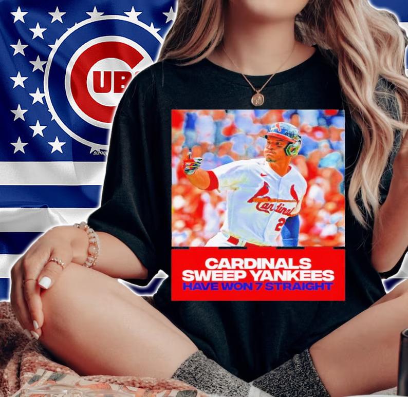 St Louis Cardinals Sweep Yankees Have Won 7 Straight Shirt t-shirt