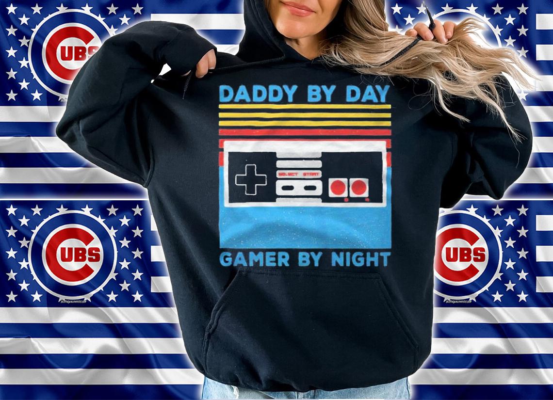 Daddy by day gamer by night Vintage T-shirt t-shirt hoodie