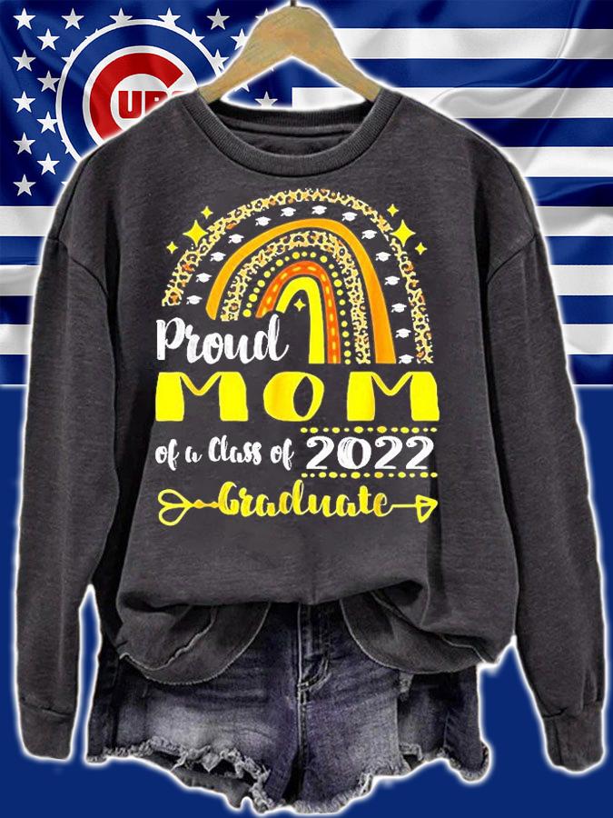 Rainbow Proud Mom Of A Class Of 2022 Graduate T-Shirt sweatshirt
