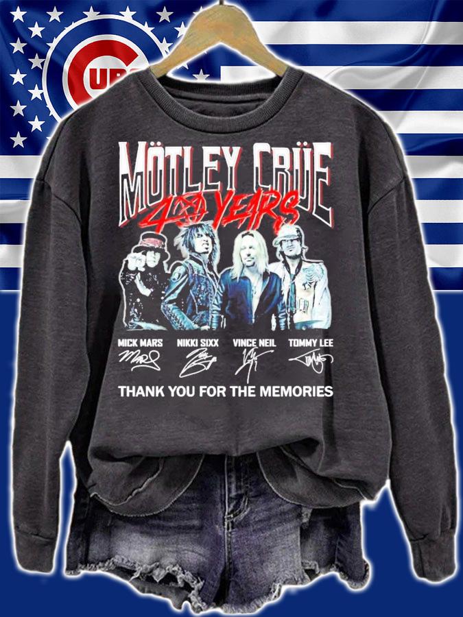 Motley Crue 40 years signatures shirt