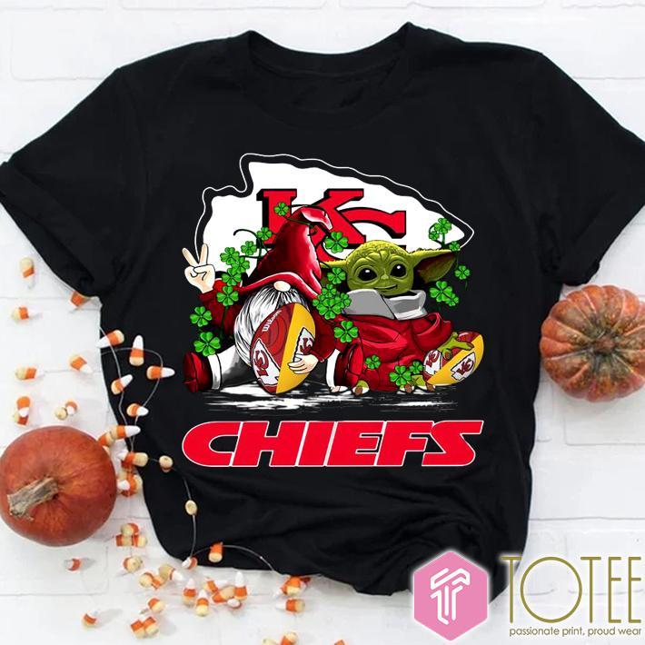 Kansas City Chiefs Baby Yoda St. Patrick'S Day Super Bowl Liv Champions Shirt
